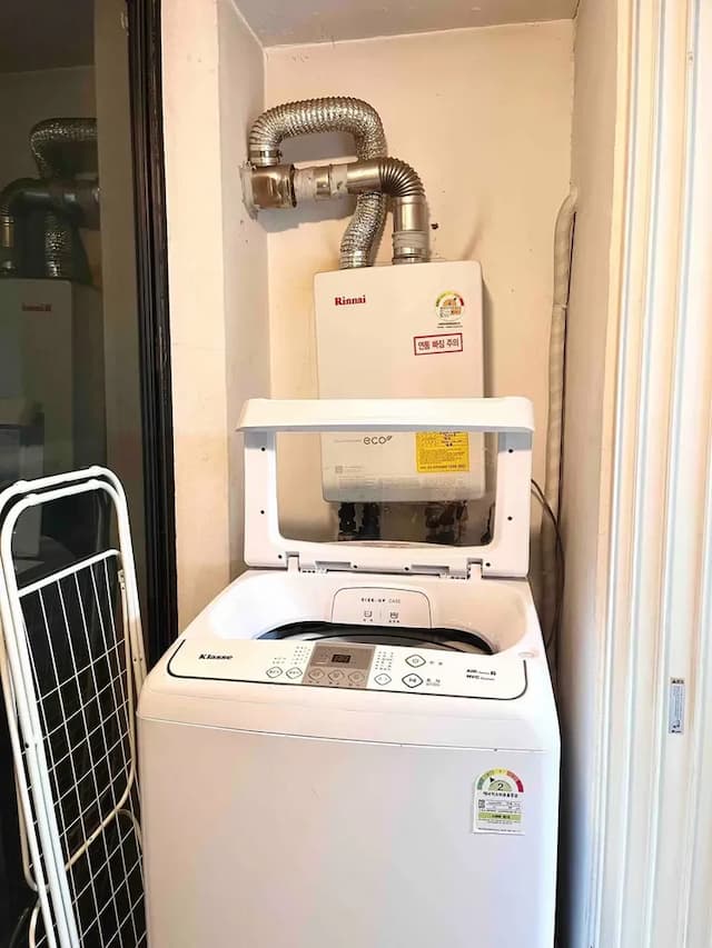 Yangjae Forestay#1 2 mins to bus stop-2-3 people stay-7