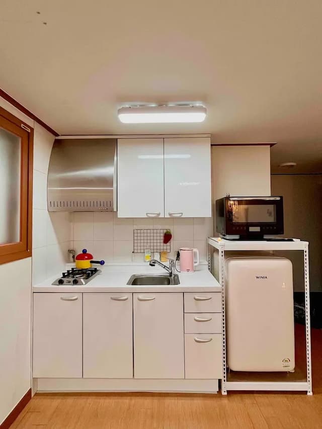 Yangjae Forestay#1 2 mins to bus stop-2-3 people stay-5