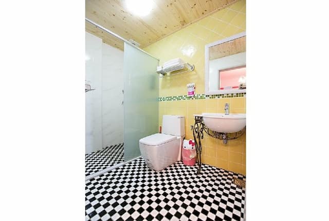 Dreamer 24th elevator bed and breakfast-Quadruple Family Suite with Balcony-4