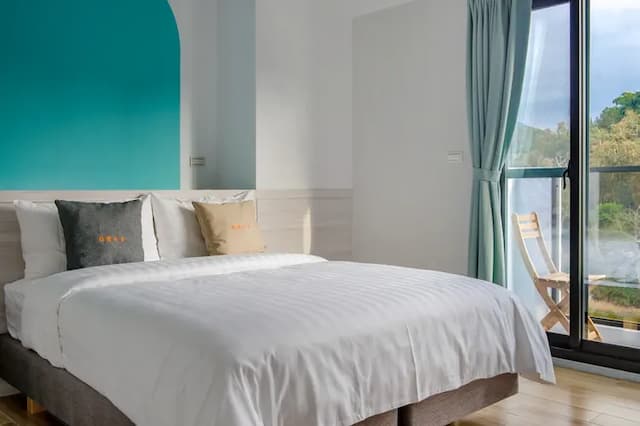 Water House-Lake View Double Room with Balcony-5