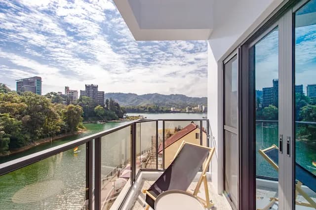Water House-Lake view family quadruple room with bathtub-15