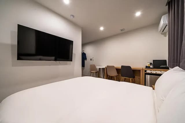 Namoo Neulbo Hotel (former ATTO Hotel)-Standard Double Room-2