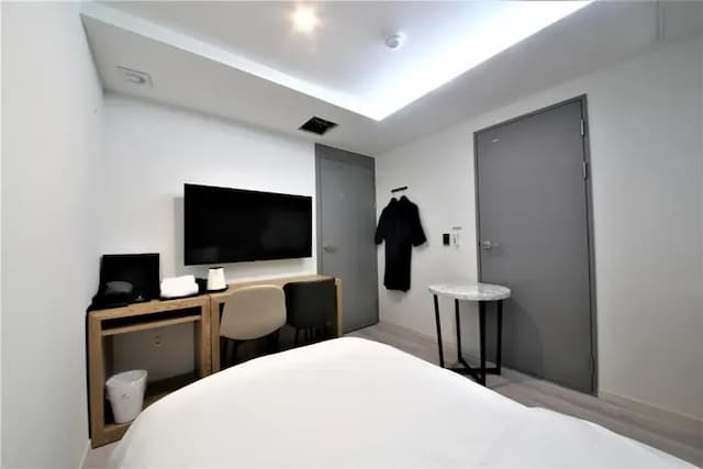 Namoo Neulbo Hotel (former ATTO Hotel)-Standard Double Room-6