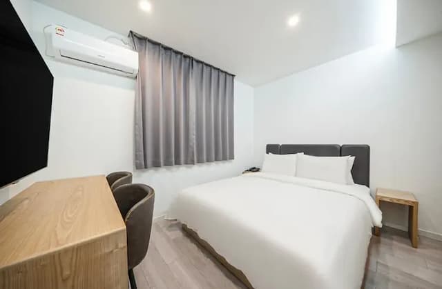 Namoo Neulbo Hotel (former ATTO Hotel)-Deluxe Room-1