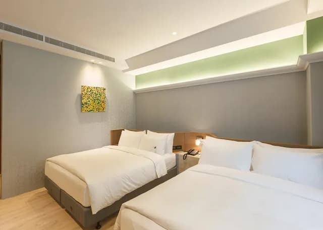 Erdong Manor-classic quadruple room-1