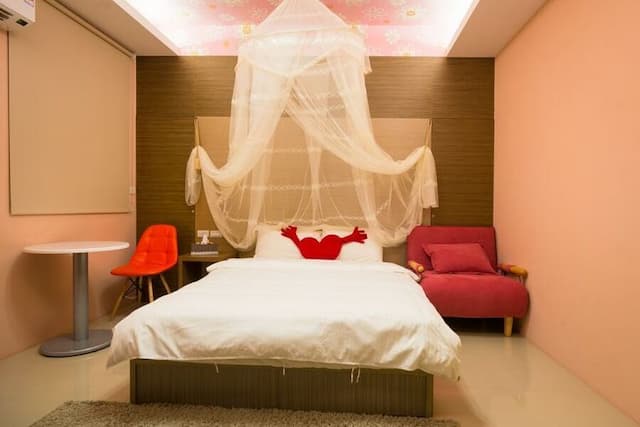 뤄동 나이트 마켓 스톱 리스닝 Luodong Night Market stop listening-Mommy - romantic room-2