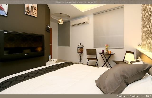 뤄동 나이트 마켓 스톱 리스닝 Luodong Night Market stop listening-Daddy - stylish double room-3