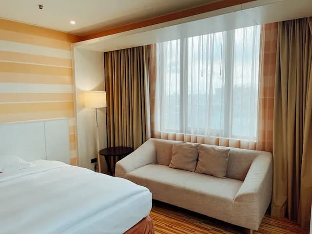 家庭四人房 (市景 / 無景觀)