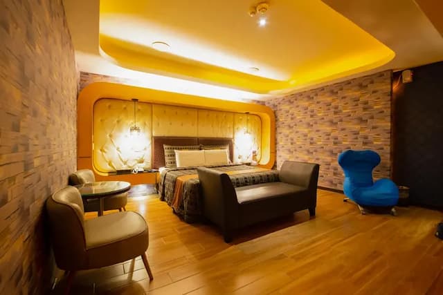 溫莎堡汽車旅館-仁德館-雙人房－附私人衛浴-11