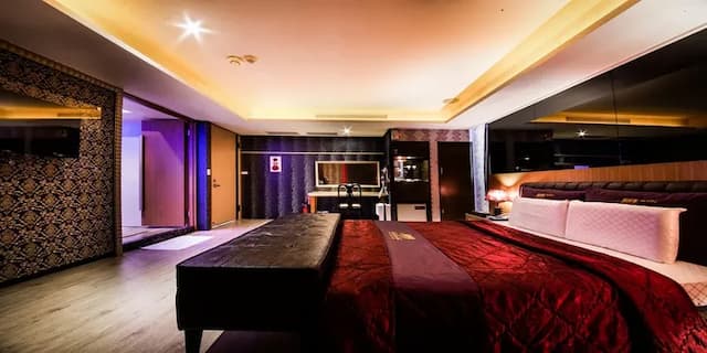 溫莎堡汽車旅館-仁德館-豪華雙人房－附浴缸-4