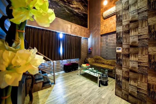 溫莎堡汽車旅館-仁德館-高級雙人房-10