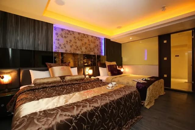 溫莎堡汽車旅館-仁德館-家庭房－附衛浴-1