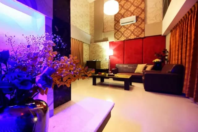 溫莎堡汽車旅館-仁德館-豪華四人房-8