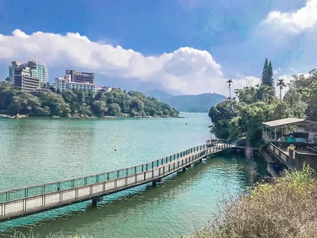 日月潭碧水山居湖畔民宿-湖景特大雙人床房-15