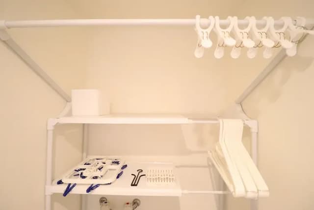 AMT: Nippombashi Station 2 Minutes-303-10