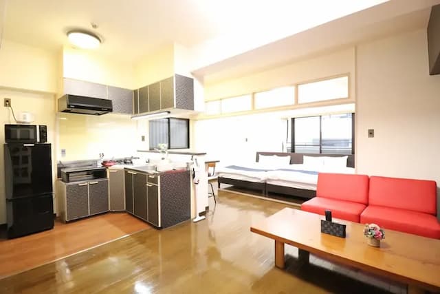 AMT: Nippombashi Station 2 Minutes-303-1