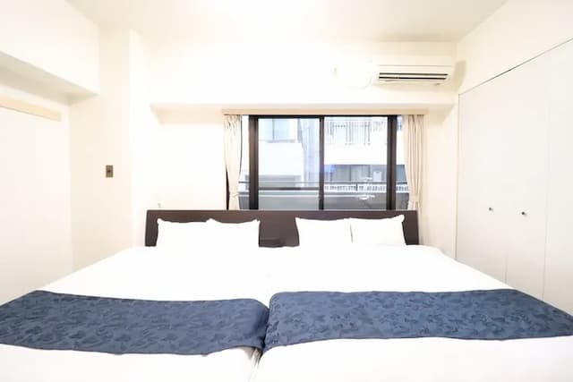 AMT: Nippombashi Station 2 Minutes-303-3