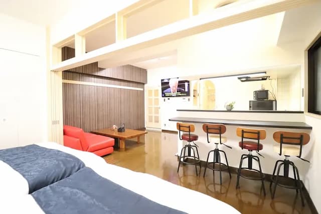 AMT: Nippombashi Station 2 Minutes-303-4