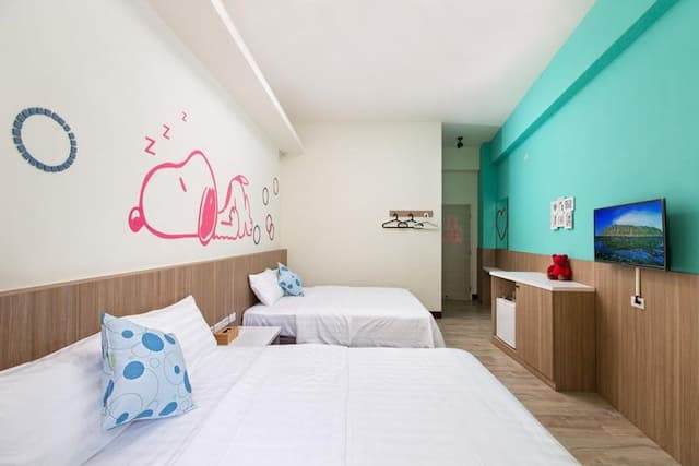 302陽台四人套房