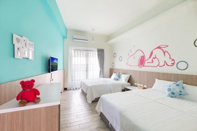 302陽台四人套房