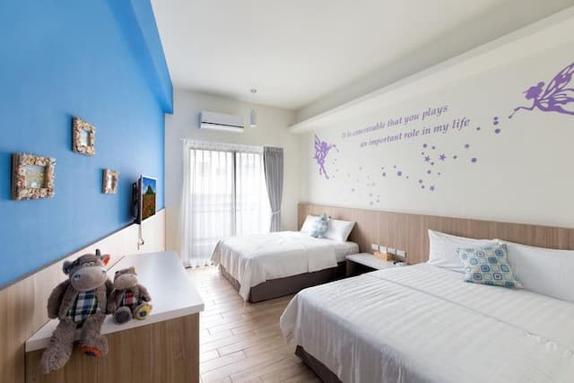 402陽台四人套房