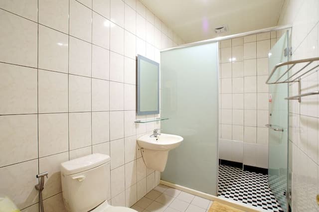 捷米民宿-溫馨六人套房-7