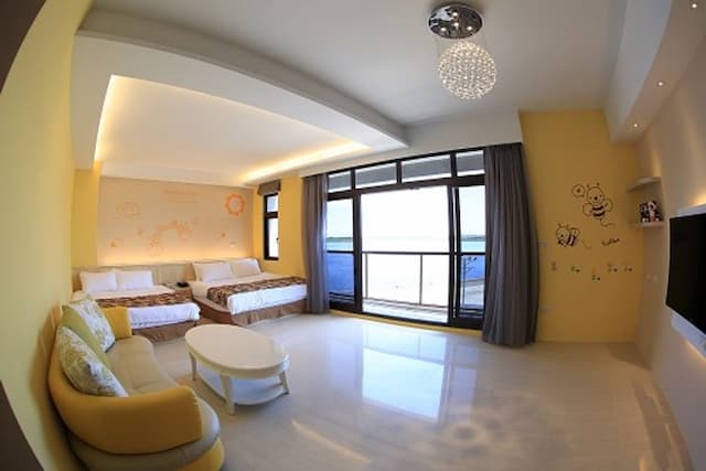 Lucky Seaview B & B-Ocaen view room l Fortunately, the quadruple room-1