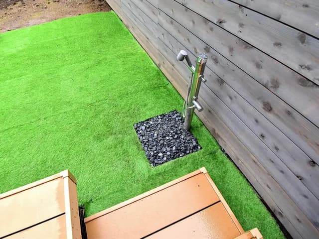 【A01～06（庭）】ドッグランとして利用可能。犬用の足洗い場も完備しています