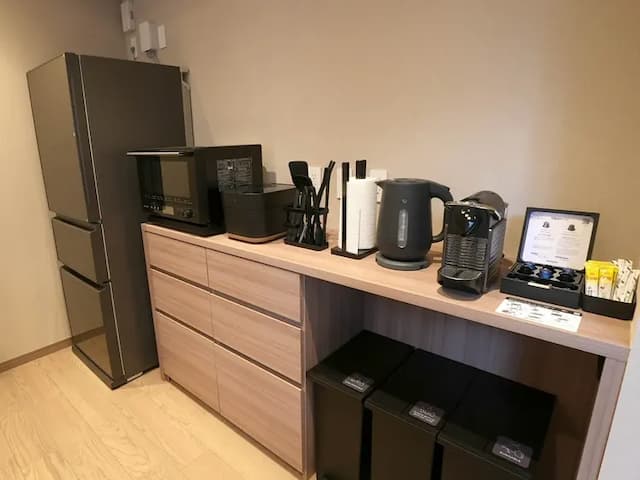 【台所用品】カプセル式コーヒーメーカーや炊飯器、オーブンレンジ等を取り揃えています