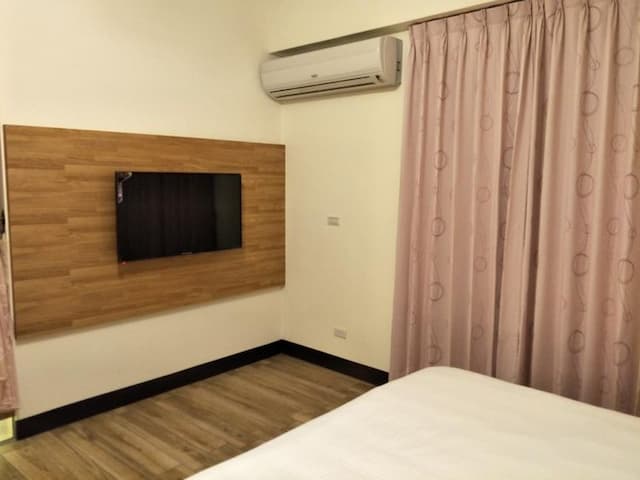 Clove fish inn-201 double room-4