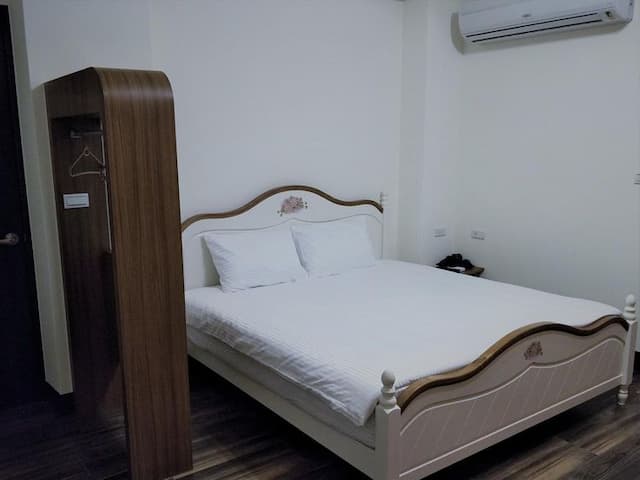 Clove fish inn-302 double room-4