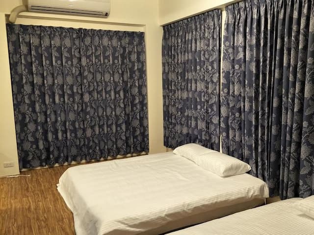 Clove fish inn-303 four-room-3