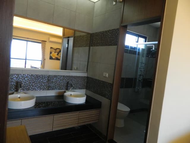 圓頂瓦舍海景民宿 l 電影取景地-R203/R303 禪風海景四人房-5