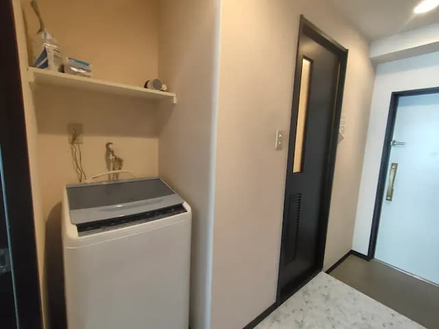 Within walking distance of Airport Bus Terminal/JR Namba Station, 5 minutes walk from JR Ashiharabashi Station, 1 room per floor-South Village 401-5