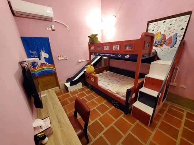 Xiehuier B&B Children's House-Family children's room（Pink)-3