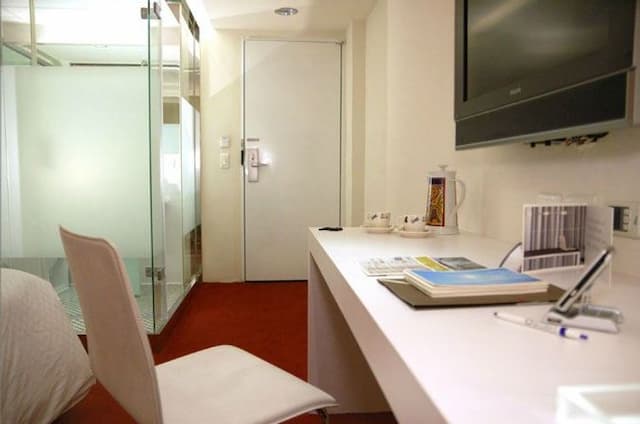 ホテル ピュアティー｜連泊オファー、MRT駅に近い-Premium double room-9