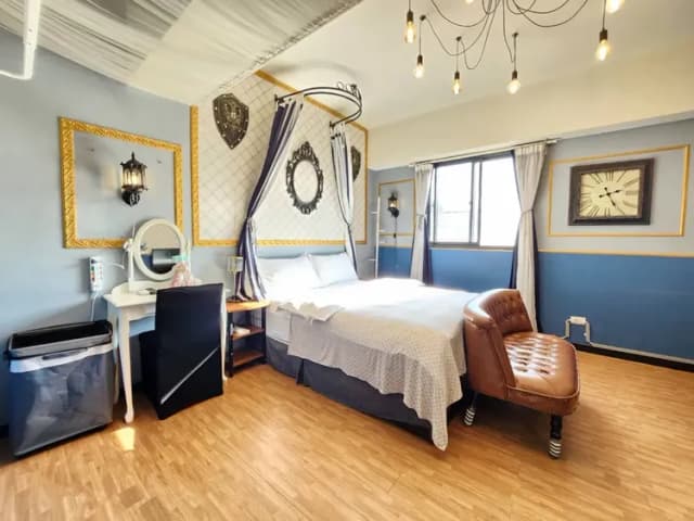 ❤一中安心租屋社❤有統編收據-大間125號雙人房【需走2層樓梯】●窗戶面向住宿區露天走廊-2