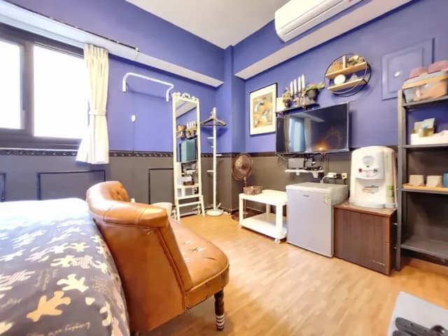 ❤一中安心租屋社❤有統編收據-大間星空2號雙人房【需走1層樓梯】●窗戶面向住宿區露天走廊-9