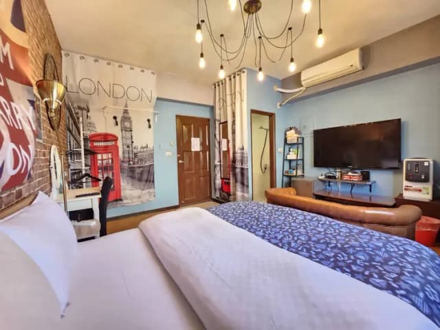 ❤一中安心租屋社❤有統編收據-大間星空3號雙人房【需走1層樓梯】●窗戶面向馬路.消防局-4