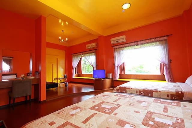 湖水映渡假民宿-精緻四人房-1