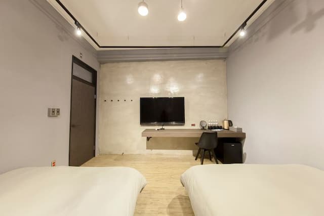 SLOW Inn-Five room types "Stay in SLOW", "Clear Water" / Walk to Tail-Tail Home Ice Cream for 30 seconds / Zhengxing Street / Guohua Street / Shennong Street / Hai'an Road-6