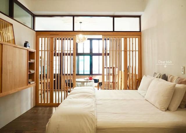 客房內~臥室與客廳