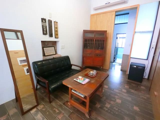 客房內~客廳區