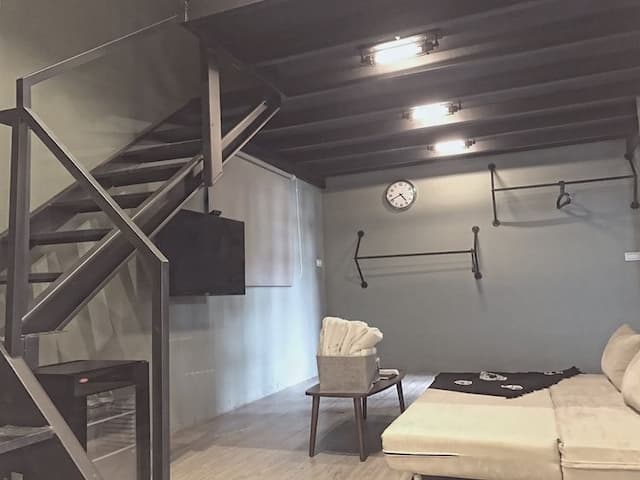 Dutch design space-Starbucks 4-6 rooms-7