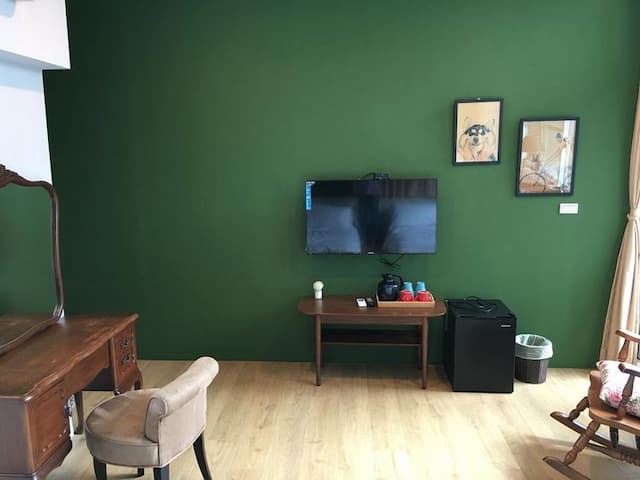 Zhaonan Bed and Breakfast-Classic Green | Quad Room-3