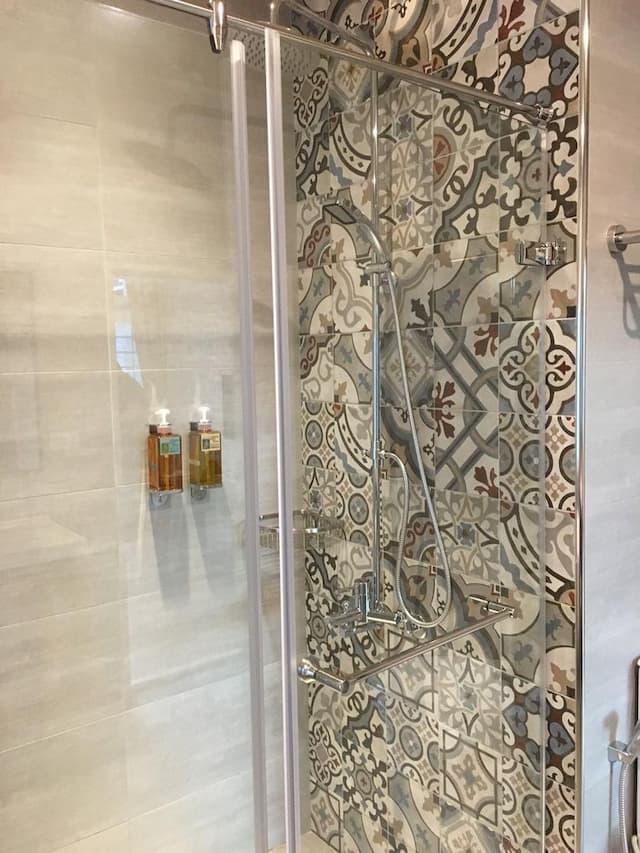 Zhaonan Bed and Breakfast-Country Style | Quad Room (Bathtub)-2