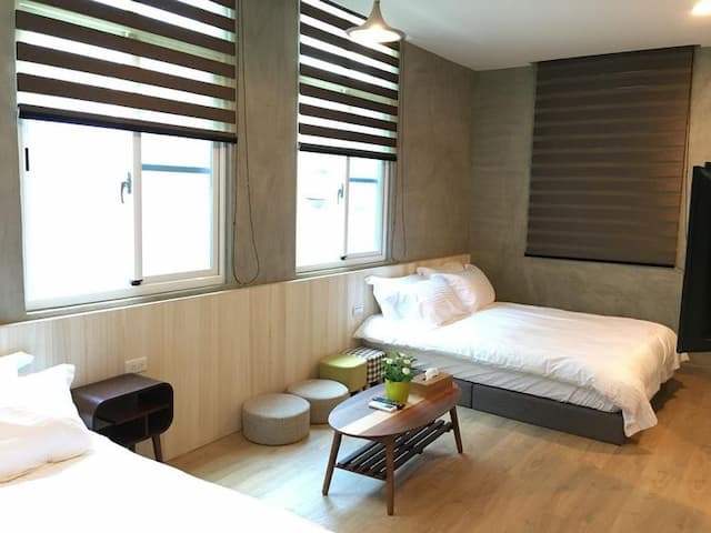 Zhaonan Bed and Breakfast-Simpson | Quadruple Room-1