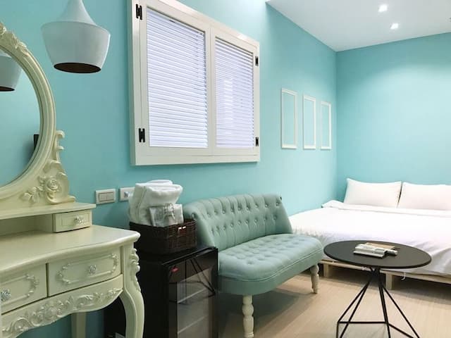 Dutch design space-Hokkaido Double Room-1