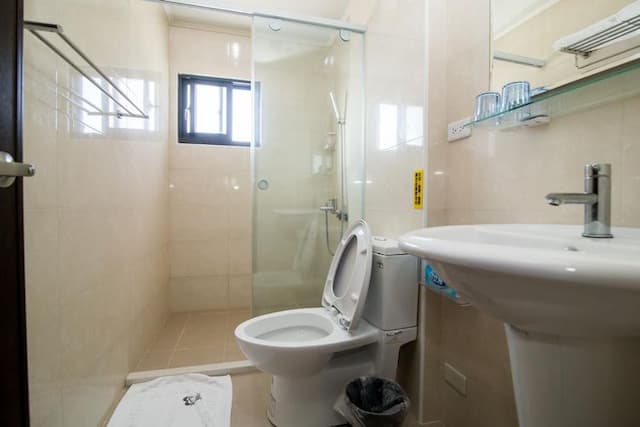 301羅薇二人房-浴室