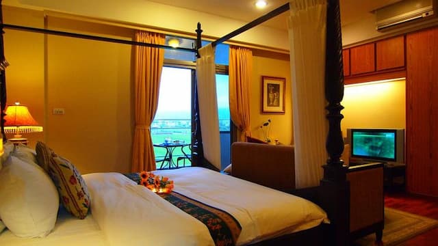 靜園休閒民宿｜絕佳地點、愜意景色-普羅旺斯-2